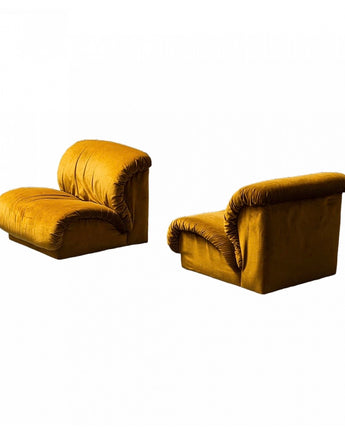 Pair of Doimo Salotti Lounge Chairs, 1970s