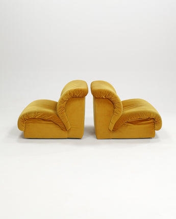 Pair of Doimo Salotti Lounge Chairs, 1970s