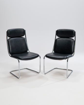 Pair of Cantilever Leather Chairs by Mauser Werke Waldeck, West Germany, 1950s
